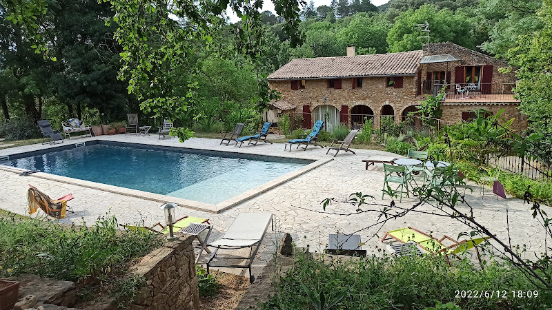 Le mas du bardo à Saint-André-d'Olérargues