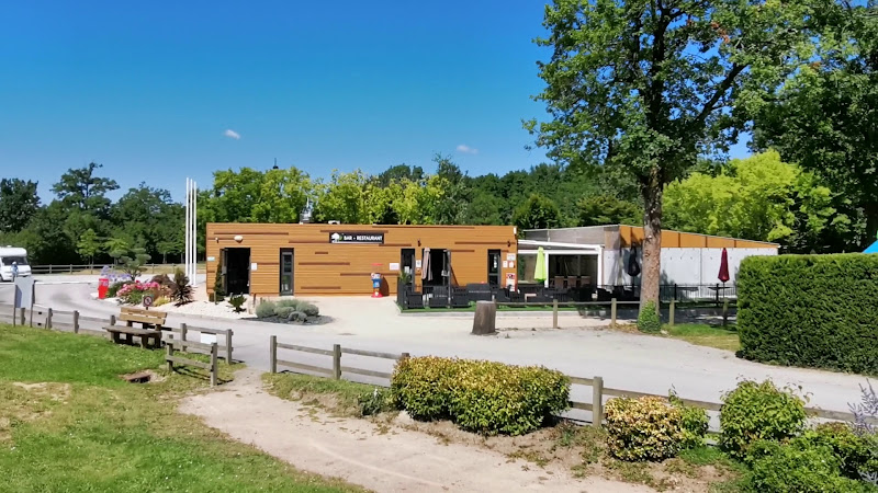 Camping La Forêt à Aizenay