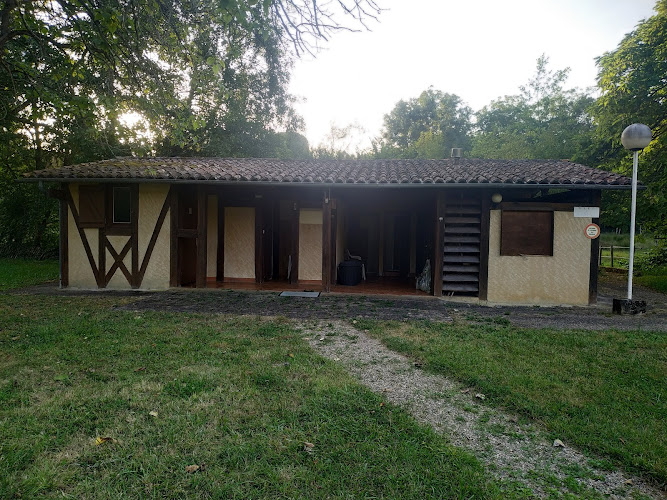 Camping du Bourg** à Campsegret