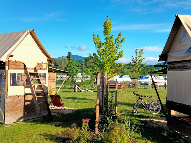 Les Lodges de la ViaRhôna à Virignin