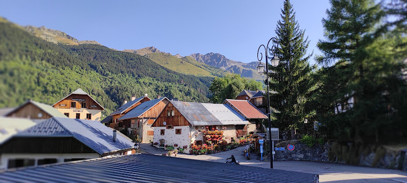 Chalet 1200 à Saint-François-Longchamp