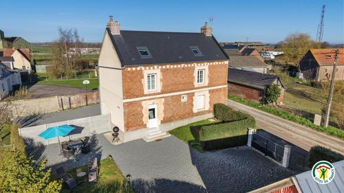 Gîtes de France® - Authenticité et Modernité à Cuverville Sur Yeres