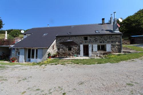 La petite borie à Lachamp-Raphaël