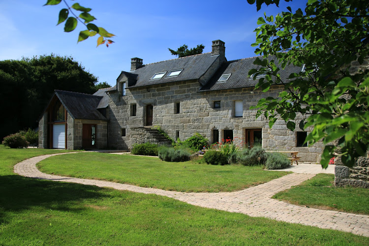 Gite Le Manoir de Kergontrary à Plounévez-Quintin