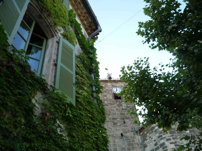 Maison d Almes à Adissan