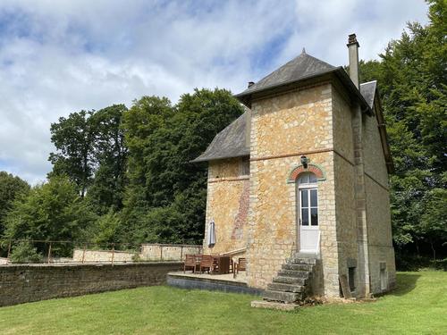 La Maison du jardinier - Château du Gué aux Biches à Bagnoles De L'orne Normandie