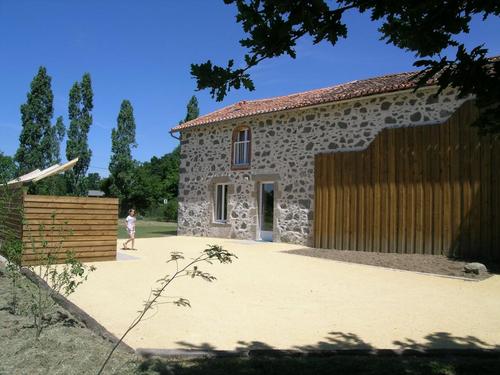 Moncoutant-Sur-Sevre à MONCOUTANT-SUR-SEVRE
