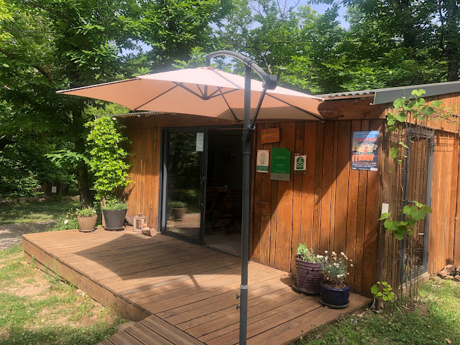 Camping La Chtaigneraie à Gravières