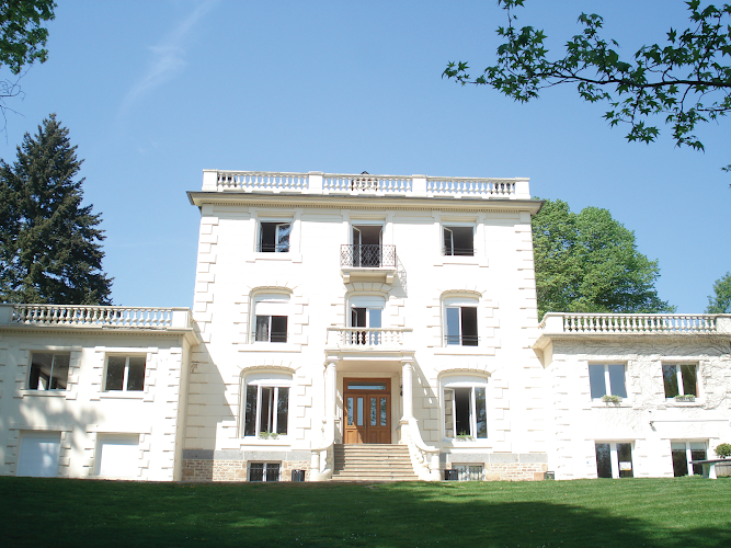 Family Home Du Paysage à Cerisy-Belle-Étoile