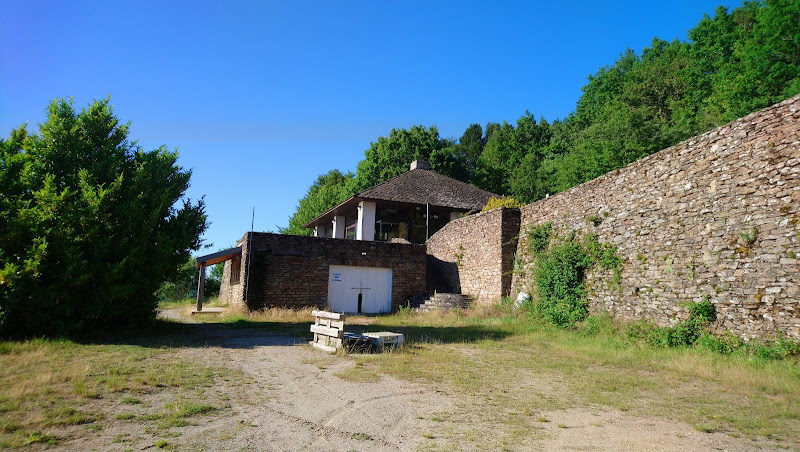 Camping car park à Salles-Curan