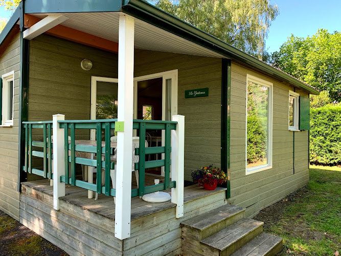 Camping Le Pré à Montaigut-le-Blanc