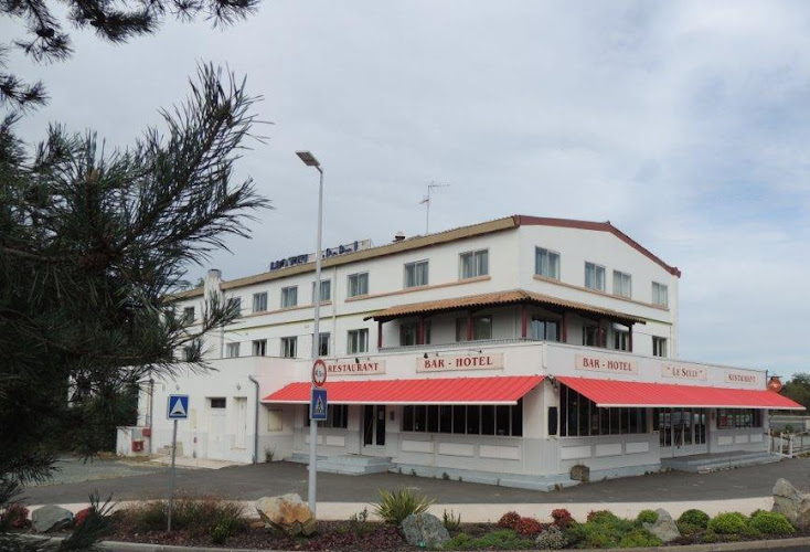 Hôtel Restaurant Le Sully à La Roche-sur-Yon
