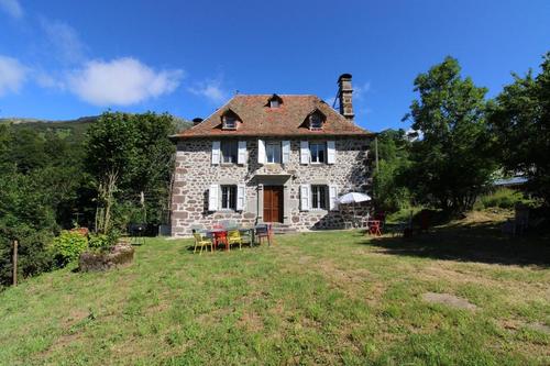 Le Clos des Combes à Mandailles Saint Julien