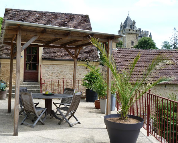 Charmante maison troglodyte à Vitrac