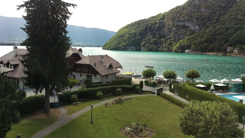Hôtel Restaurant La Villa des Fleurs à Talloires