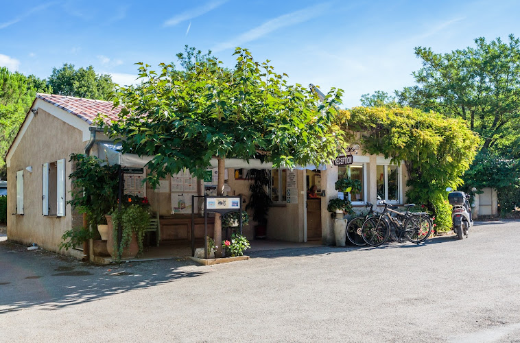 Camping La Source à Les Salles-sur-Verdon