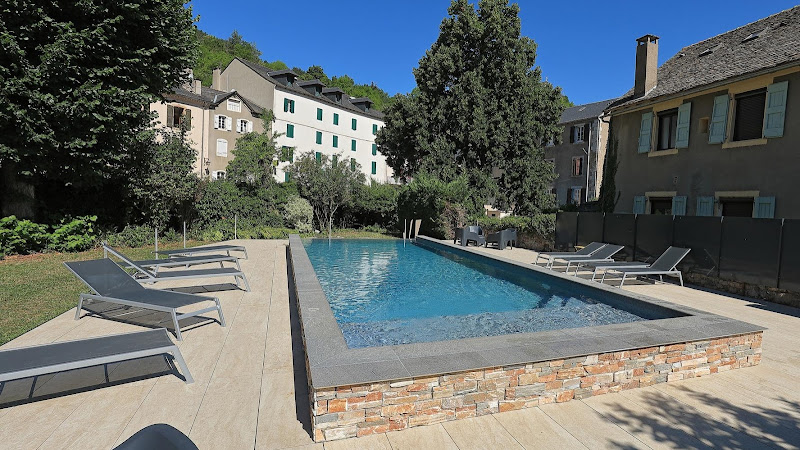Logis Hôtel Rest. Family & Spa à Meyrueis