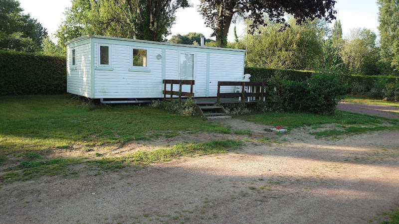 Camping municipal de Dollon à Dollon