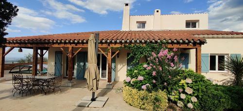 La Terrasse de Llauro à LLAURO