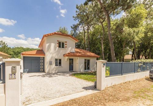 La Brévinoise au bord de l'eau à Saint-Brevin-Les-Pins