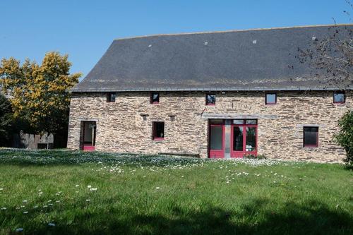 Le Grand Gîte de la Garlais à DERVAL