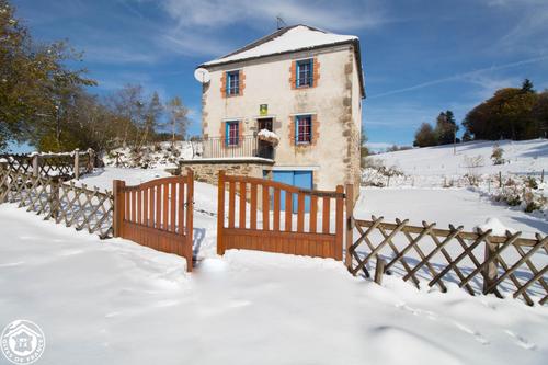 Gite de l'Etang à BRIFFONS