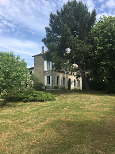 Chambres d Hôtes de la Bijouterie à Montendre