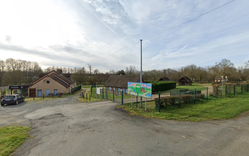 Camping Les Frênes à Neuvy-Saint-Sépulchre