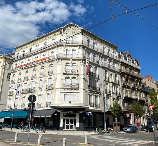 Brit hôtel Suisse et Bordeaux à Grenoble