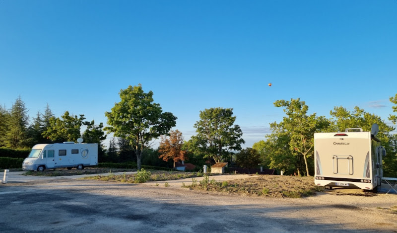 Camping de mon Village à Castelnau-Montratier-Sainte-Alauzie
