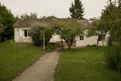 La maison de l'orée du bois à Montliard