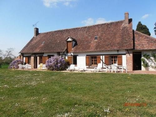 Gîte de la Clairerie à Champcevrais