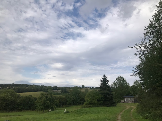 Camping Les Petits Champs à Saint-Evroult-de-Montfort