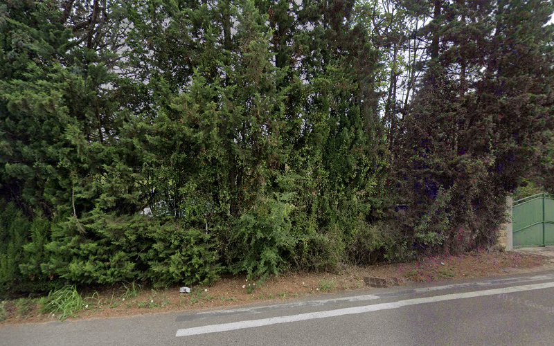 Komsurunile à Castillon-du-Gard