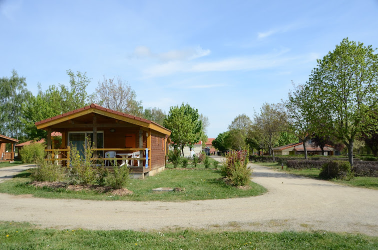 Camping Le Pont D Allagnon à Lempdes-sur-Allagnon