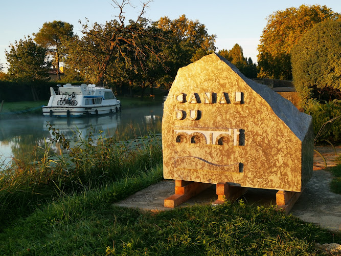 O Canal holidays à Villesèquelande