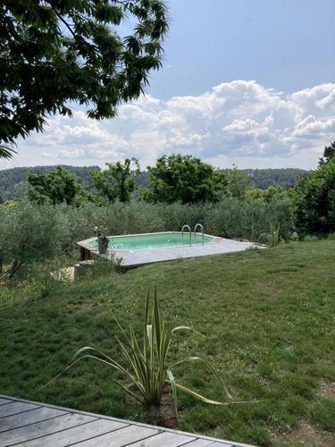 Sous un Olivier - " Le Châtaignier" à RIBES