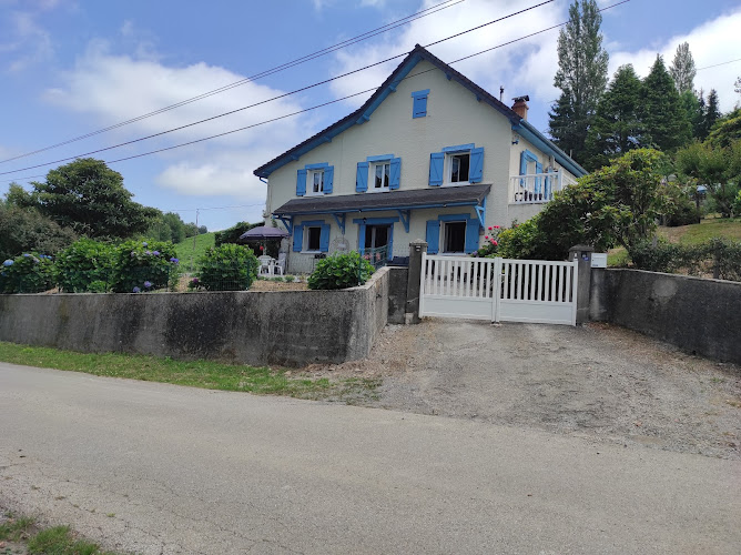 Gîte des 3 arbres à Aramits