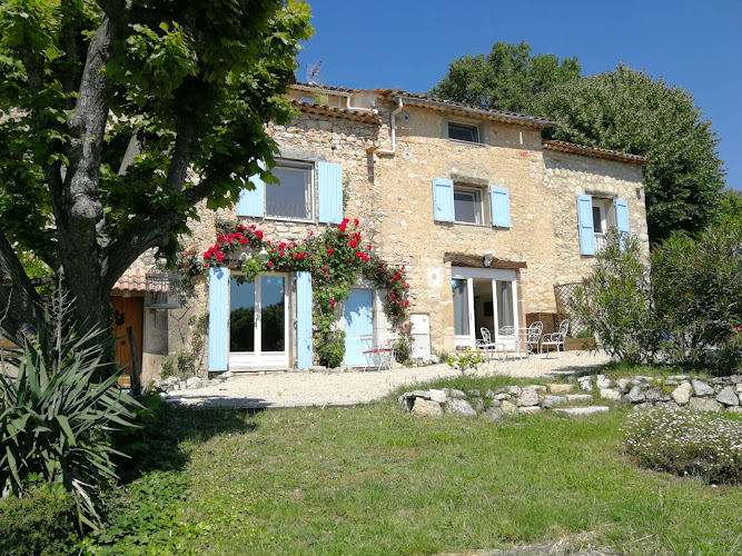 Les Mûriers D Engaspaty à Seillans