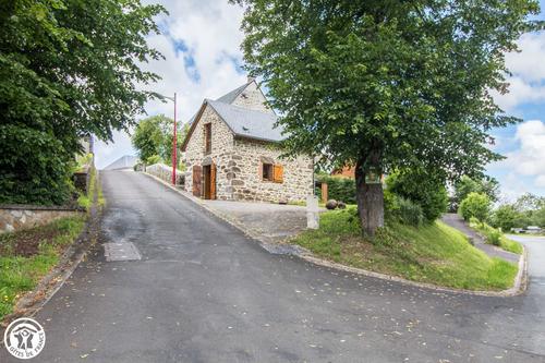 Gite au pays des volcans à Saint Julien Puy Laveze