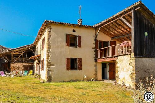 Gîte de Panifous à Montbrun-Bocage