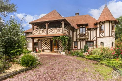 Le Manoir de l'Olivier à Englesqueville En Auge
