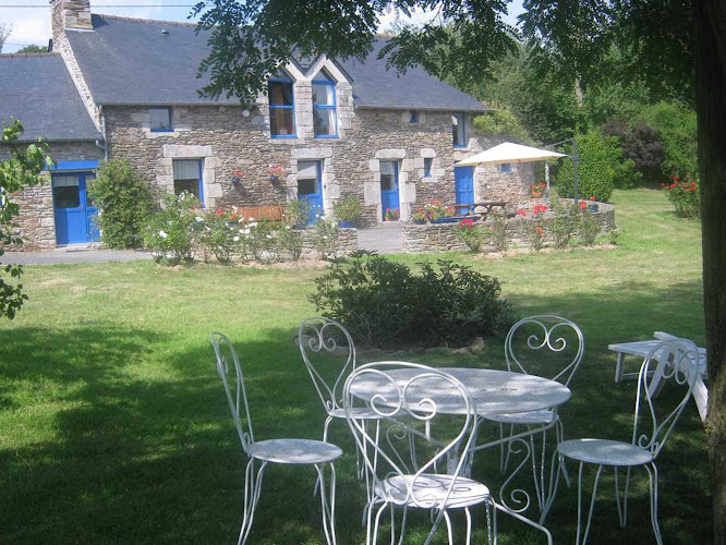 Chambres d hôtes la touche d en bas à Plouguenast-Langast