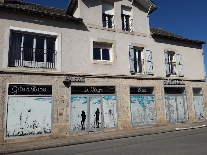 Le Cèdre bleu à Lacapelle-Marival