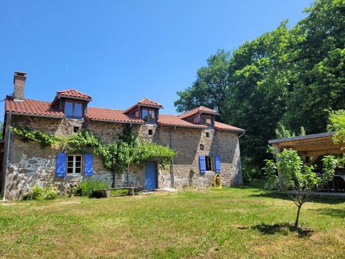 La Maison de Campagne à BUSSEROLLES