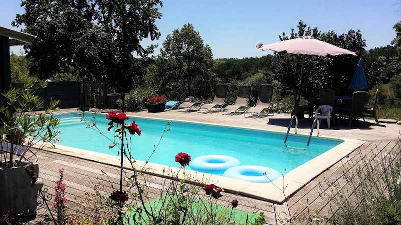 Gîte Poujol vakantiehuishuren bij particulieren met zwembad à Montfermier
