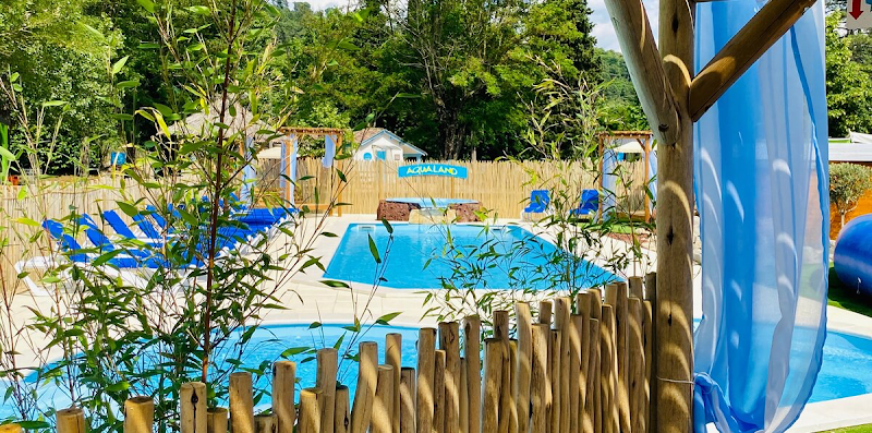 Camping Le Pont Des Issoux à Lalevade-d'Ardèche
