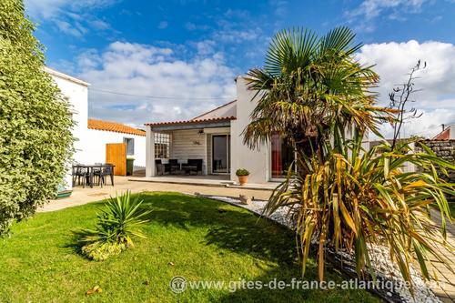 17g643359 à Saint Pierre D'oleron
