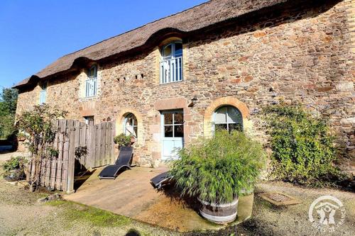 La Petite Chaumière à Saint Jouan Des Guerets