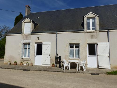 Chez l'Oncle Georges à La Chapelle Saint Martin En Plaine